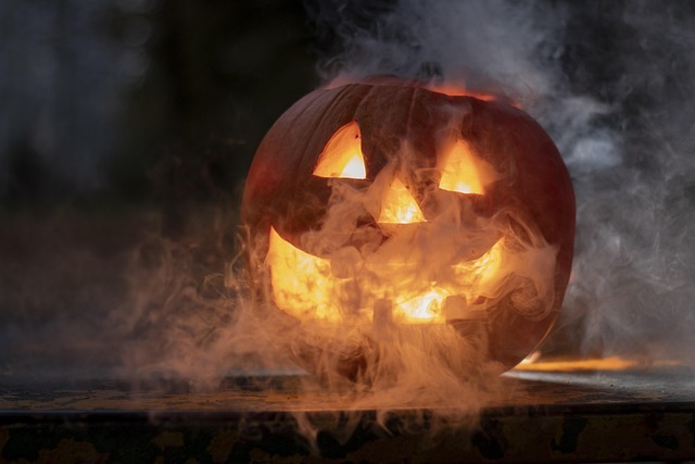 You are currently viewing Halloween on täällä taas – Viimeistele juhlatyylisi näyttävillä korvakoruilla