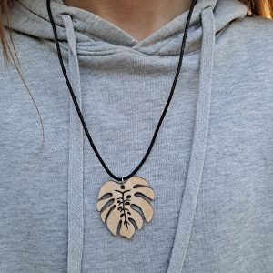 Heikku Design peikonlehti kaulakoru